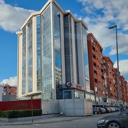 Big apartment Podgorica Buitenkant foto