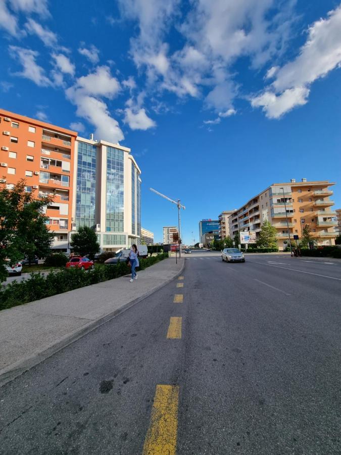 Big apartment Podgorica Buitenkant foto