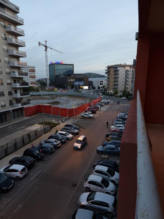 Big apartment Podgorica Buitenkant foto