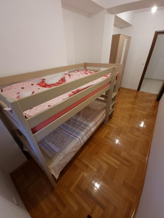Big apartment Podgorica Buitenkant foto