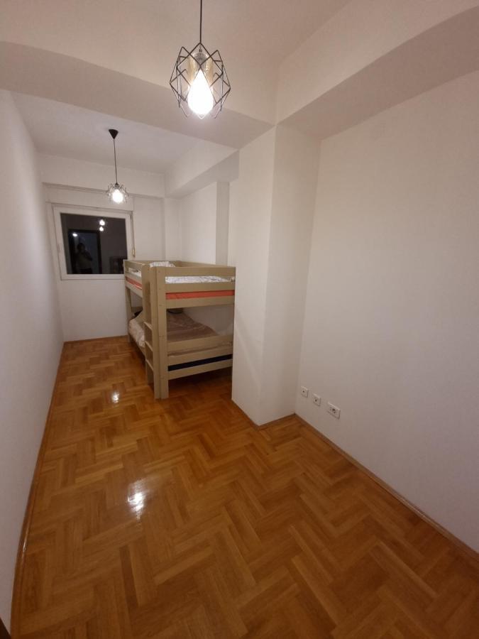 Big apartment Podgorica Buitenkant foto